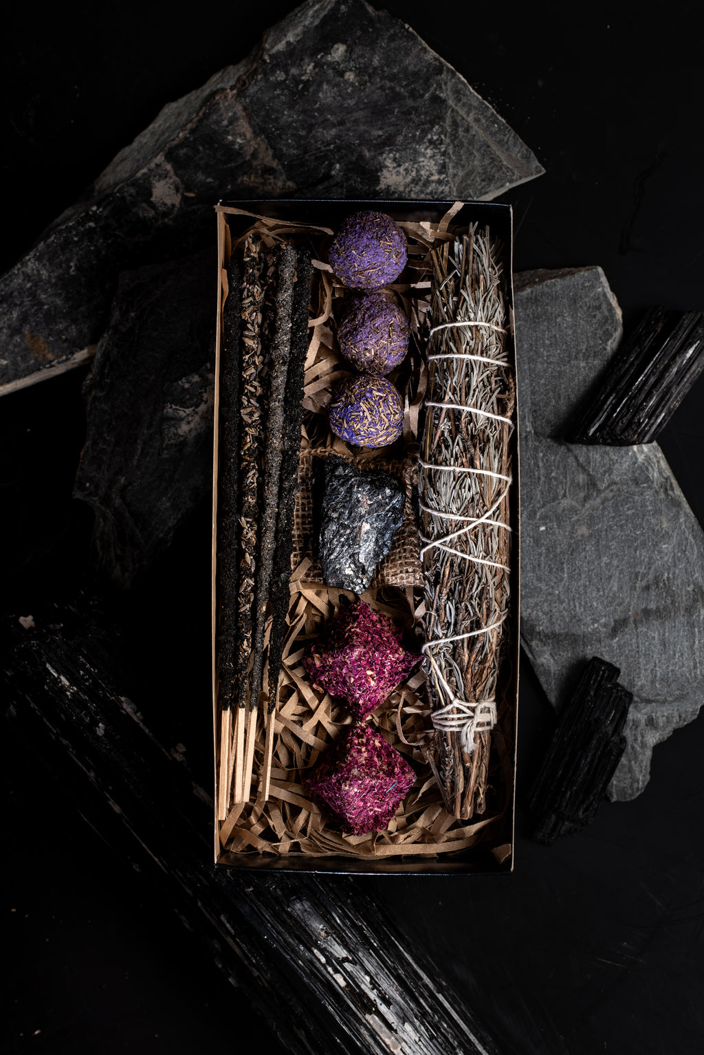 Kit Turmalina e Inciensos – Sagrada Madre