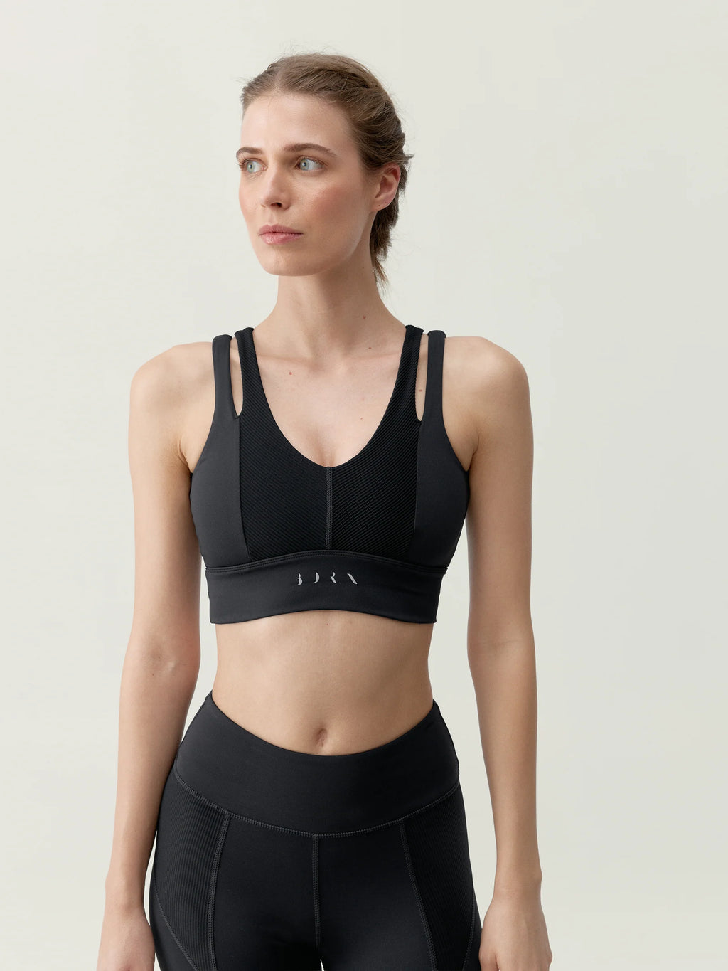 Top Reka Black